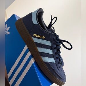 Adidas Women's Navy and Sky Blue Sneakers